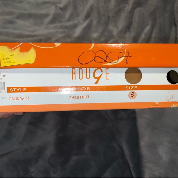 New in box camel colored booties - Picture 4 of 6